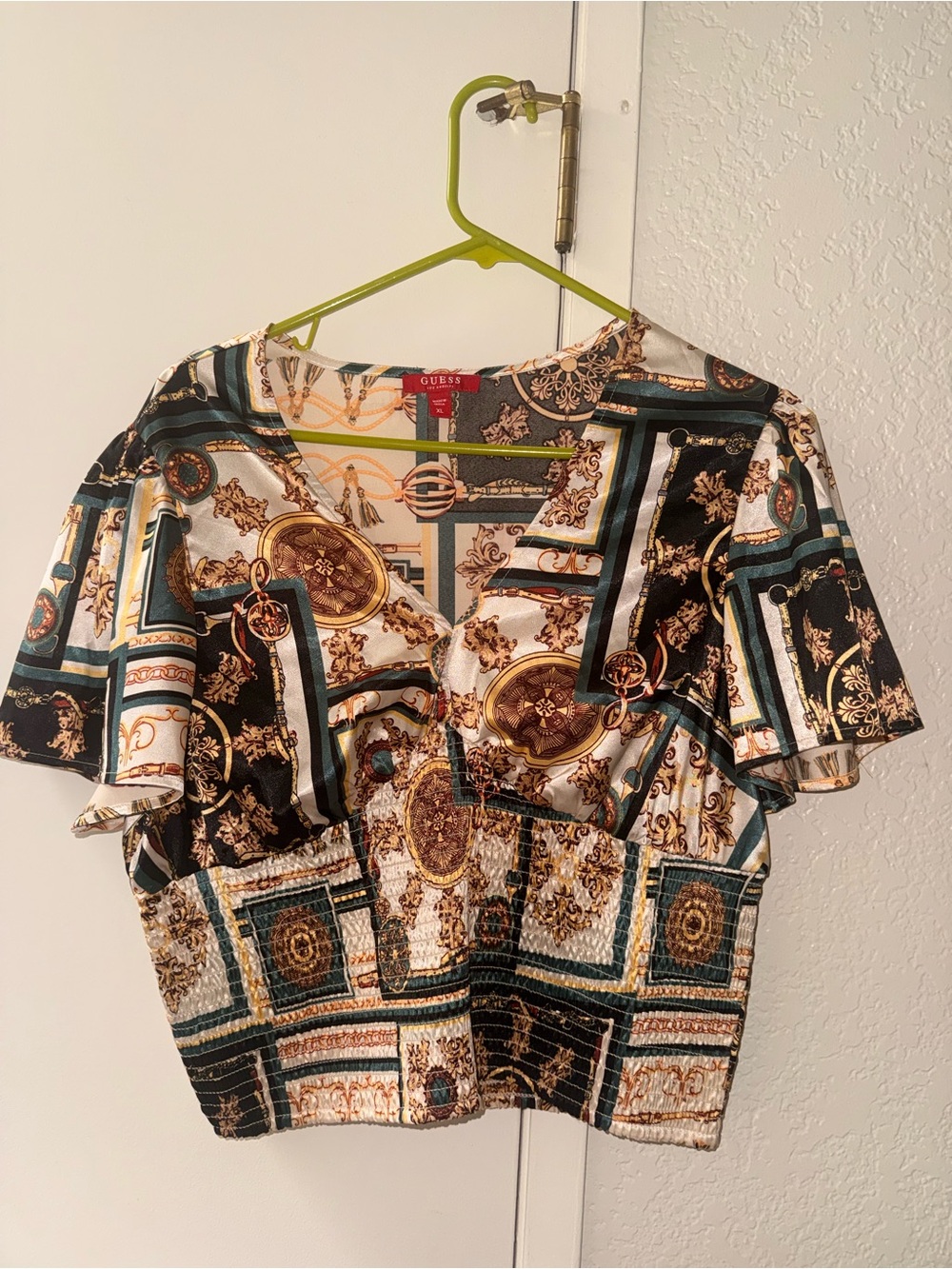 Guess Los Angeles XL Baroque Scarf Print Smocked Crop Top Flutter Sleeve Boho